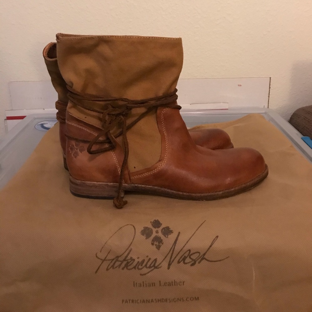 Patricia Nash boots